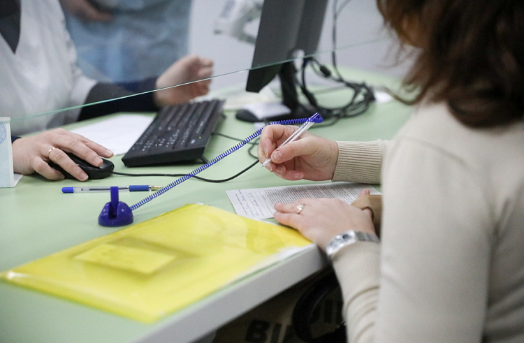 Ветераны СВО и их семьи могут получить бесплатную психологическую помощь в Приморье, сообщает www.primorsky.ru.