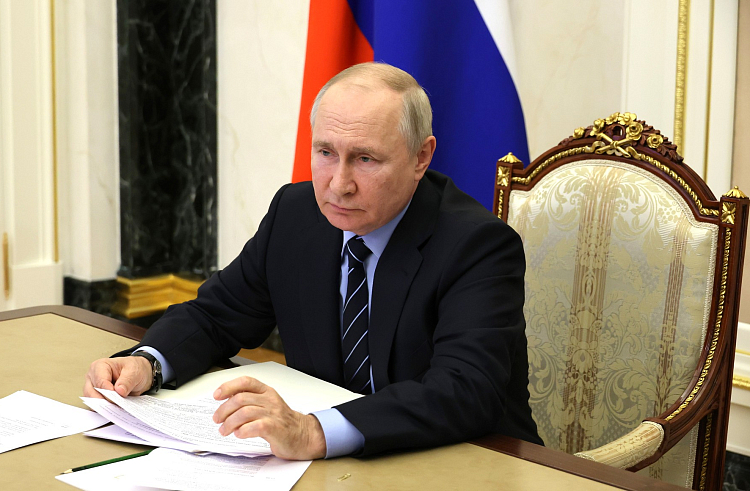 Федеральные власти окажут помощь пострадавшему от наводнения Приморью, сообщает www.primorsky.ru. Федеральные власти окажут помощь пострадавшему от наводнения Приморью, сообщает www.primorsky.ru.
